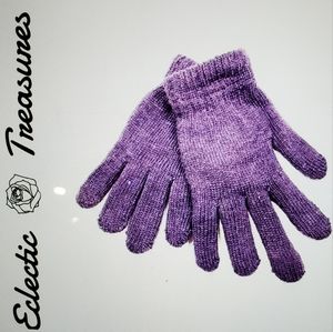 Eclectic Treasures Purple Knit Gloves